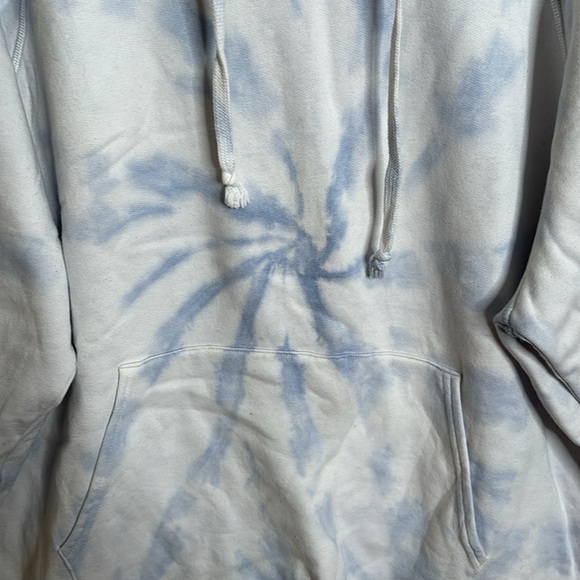Reformation hoodie. Size XL - Picture 3 of 7
